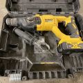 849058-58 Power hand tool 9 pieces of DeWALT with transport cart
