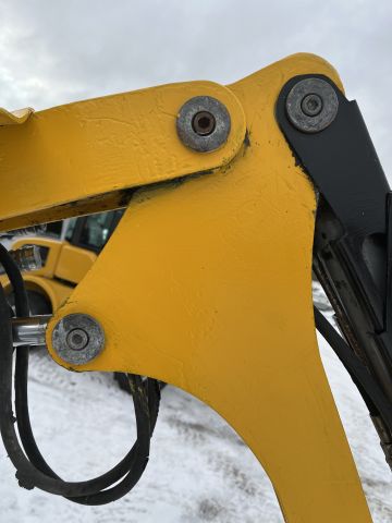 860692-12 BROKK 90 demolition robot with equipment