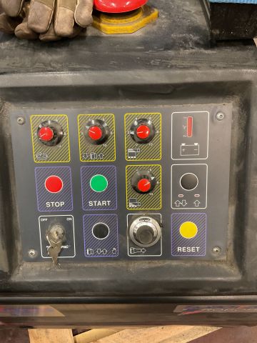 836510-5 Fully automatic wrapper "Robopac"