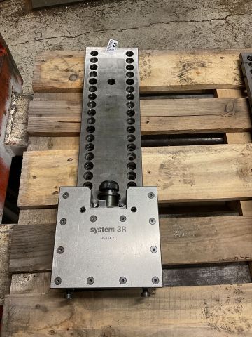 836524-1 Machine vice 3R