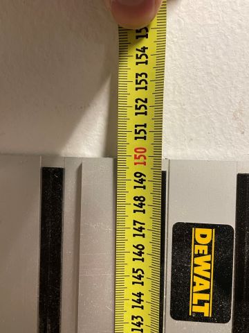 849079-4 Chainsaw with guide rail DeWalt DCS520