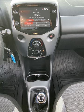 829762-31 Toyota Aygo 1.0 VVT-i Manual (6861mil) -2019