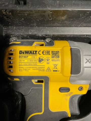 849073-8 Screwdrivers and Multitools DeWalt DCS356 / DCF887 / DCD791