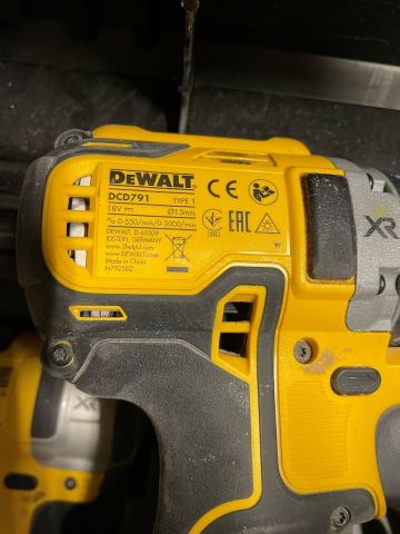 849073-12 Screwdrivers and Multitools DeWalt DCS356 / DCF887 / DCD791