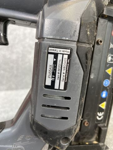 806167-6 Electric diving pistol, Senco F18