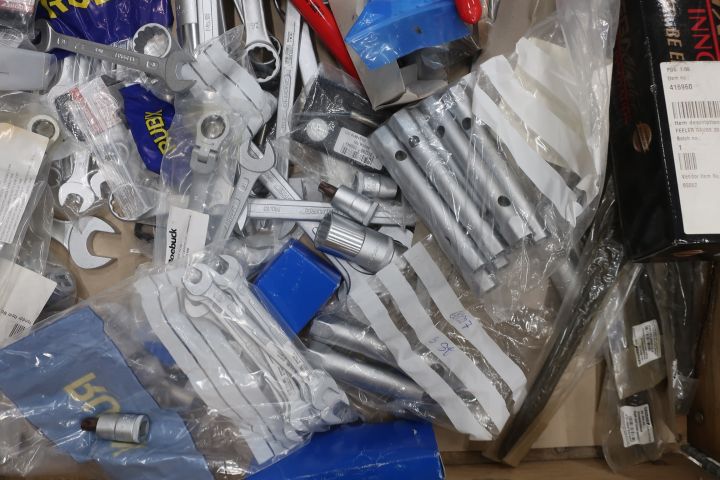 860823-2 Assortment with tools Roebuck, Gedore, Stahlwille etc