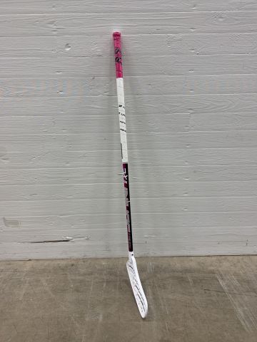861274-2 Floorball club UNITY Triangle 29 magenta 100cm L