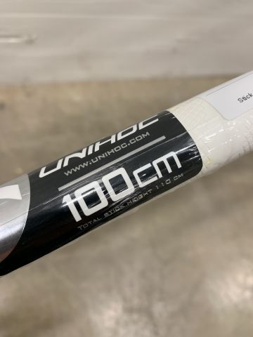 861274-5 Floorball club UNITY Triangle 29 magenta 100cm L