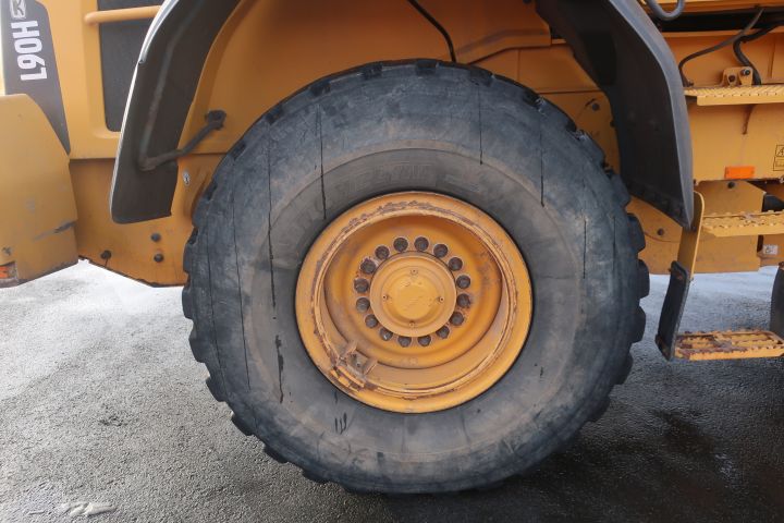 861363-36 Wheel loader, Volvo L90H - 2015