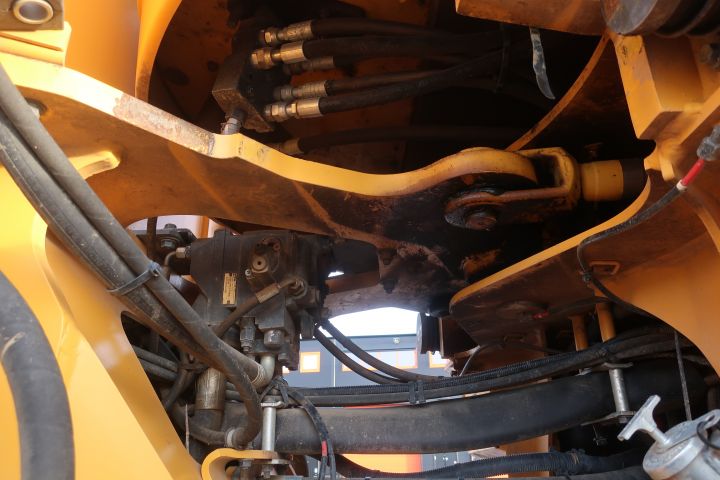 861363-55 Wheel loader, Volvo L90H - 2015