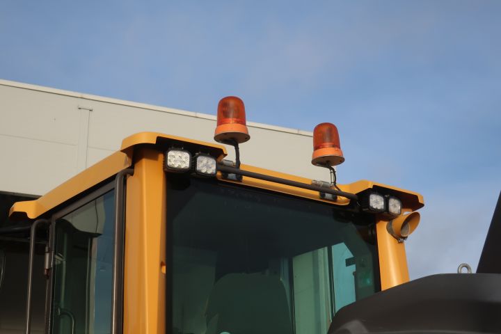 861363-56 Wheel loader, Volvo L90H - 2015
