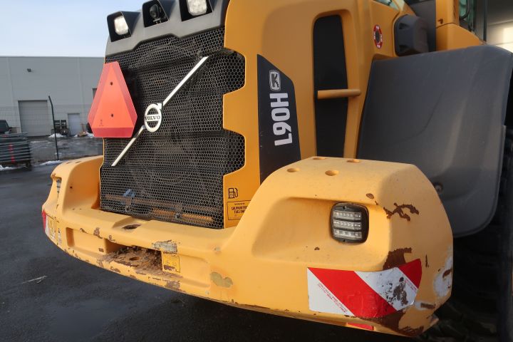 861363-59 Wheel loader, Volvo L90H - 2015