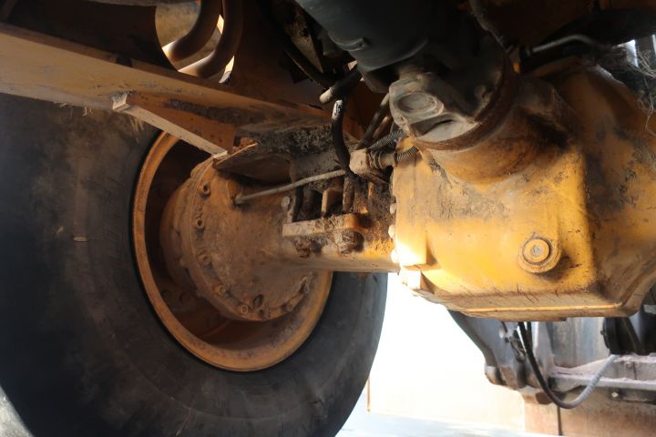 861363-65 Wheel loader, Volvo L90H - 2015
