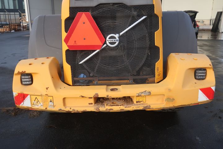 861363-76 Wheel loader, Volvo L90H - 2015