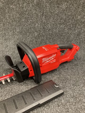 860842-3 Hedge trimmer Milwaukee M18 CHT-0