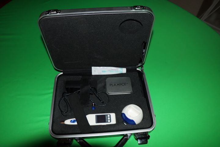 787973-2 Plaxpot Face lift machine - good condition