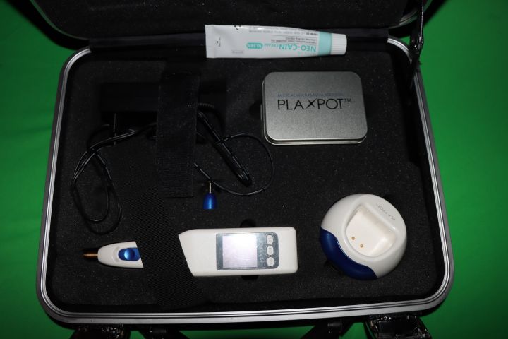 787973-3 Plaxpot Face lift machine - good condition