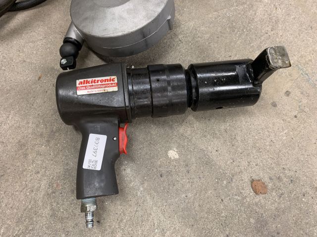 809397-2 Mutterdragare för chuckar Alki Alkitronic CLS 35 med tillbehör