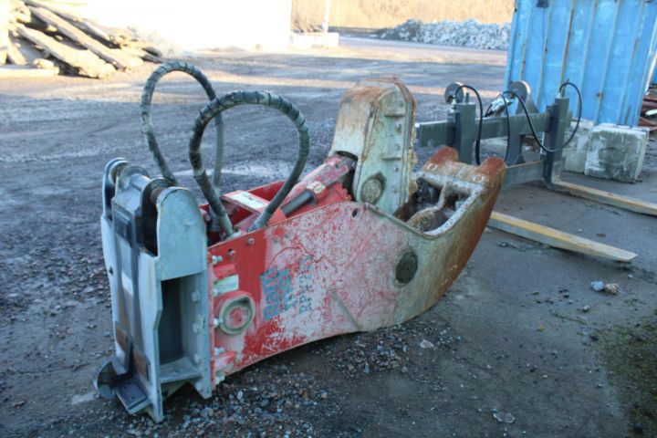 830174-4 Static pulverizer