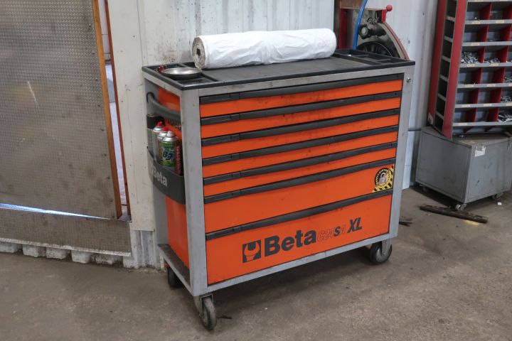 833571-1 Tool trolley with tools, Beta C24SA XL