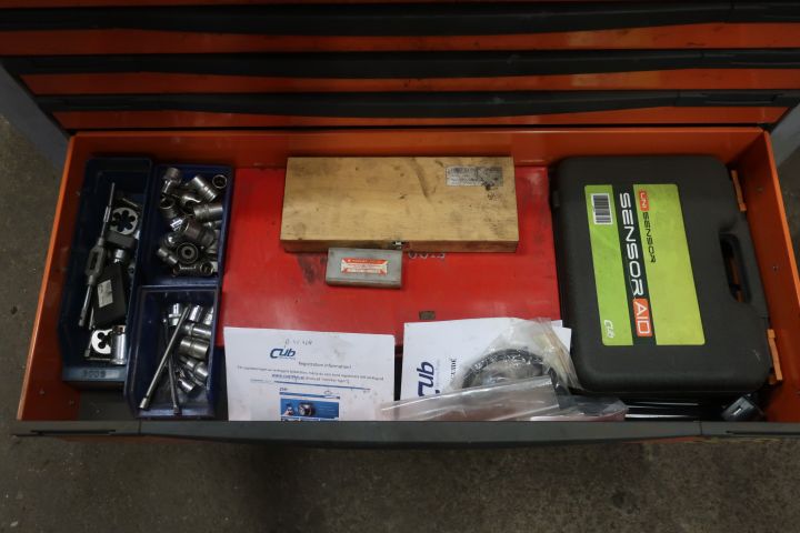 833571-11 Tool trolley with tools, Beta C24SA XL