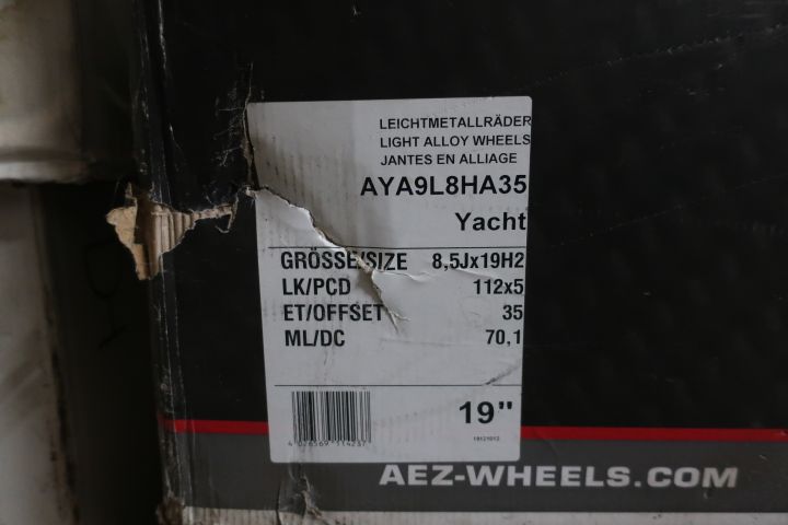 833574-4 2 alloy wheels, AEZ 19 ", 112x5