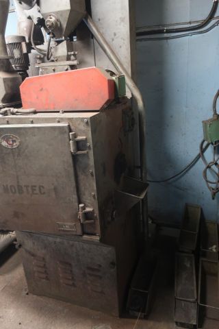 833602-9 Blasting machine, Modena L50