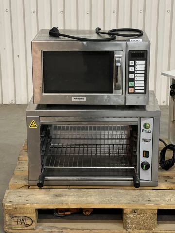 806185-1 Salamander and microwave