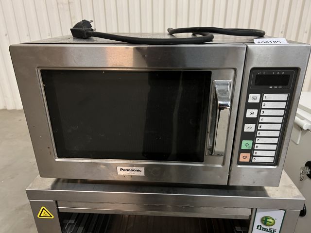 806185-5 Salamander and microwave