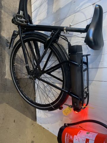 848398-4 Electric bike Black Winther superbe 1 -2019, rep object