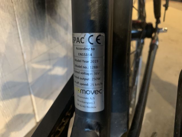 848398-9 Electric bike Black Winther superbe 1 -2019, rep object