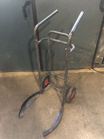 864054-1 Däckkärra