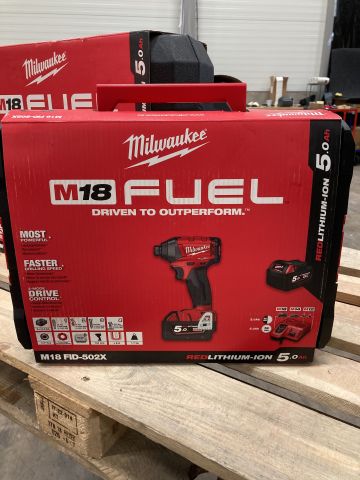 860878-2 Impact screwdriver Milwaukee M18 FID-502X