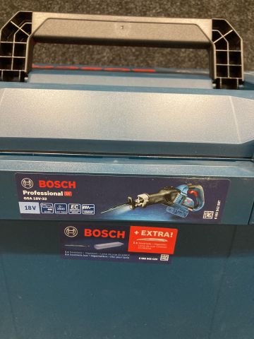 864132-3 Tiger saw Bosch GSA 18V-32
