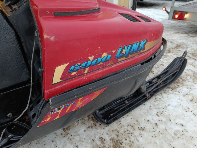 825981-26 Lynx GLX 5900 FC -1995 Reg: AWC679 Repair Object