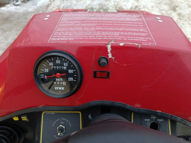 825981-27 Lynx GLX 5900 FC -1995 Reg: AWC679 Repair Object