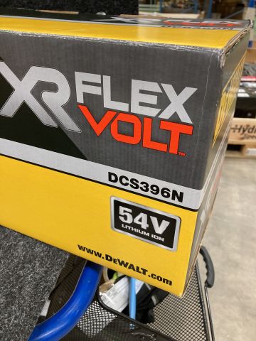 864177-3 Alligator saw DeWALT DCS396N XR FlexVolt