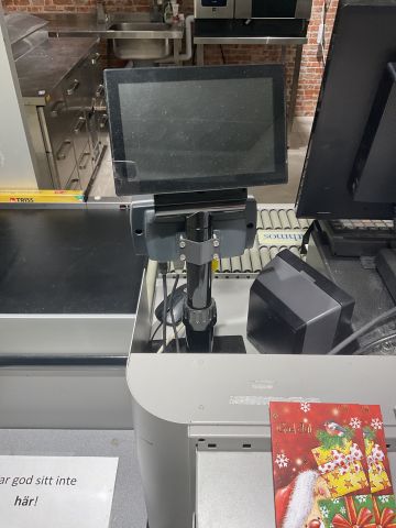 836558-3 Checkout counter with scale
