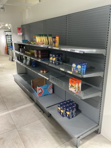 836568-3 Store shelf / wall shelf with content