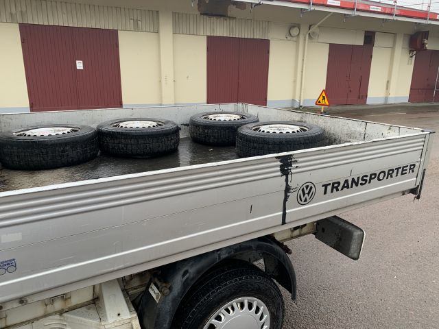 864741-13 VW Transporter double cab, 2.0 CNG