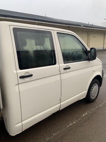 864741-17 VW Transporter double cab, 2.0 CNG