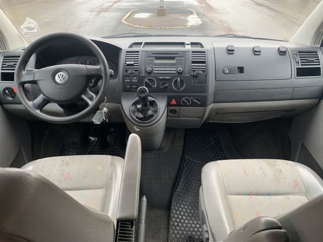 864741-24 VW Transporter double cab, 2.0 CNG