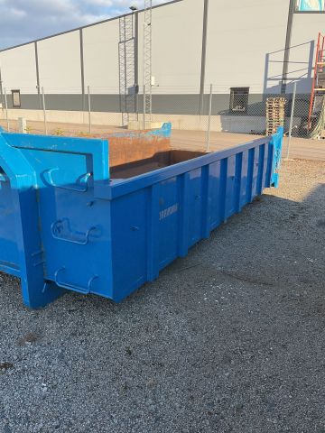 836592-3 Demountable truck