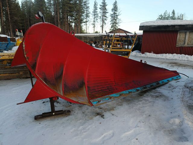 825996-3 Side wing Mälher's HDU-12