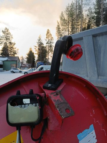 825996-16 Side wing Mälher's HDU-12