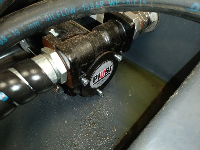 826038-10 Kingspan diesel tank