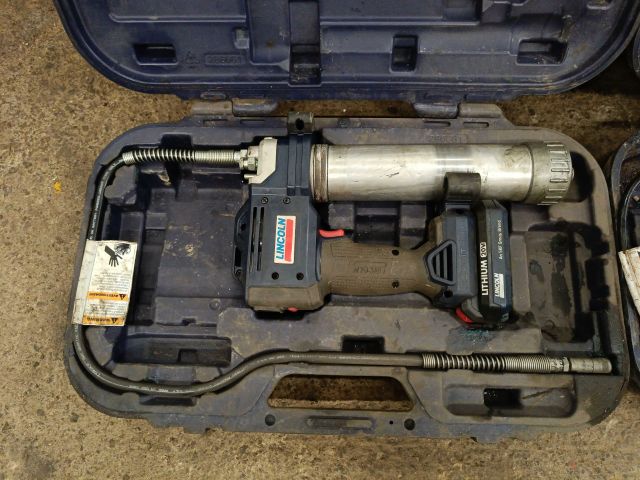 754242-2 Lincoln grease gun