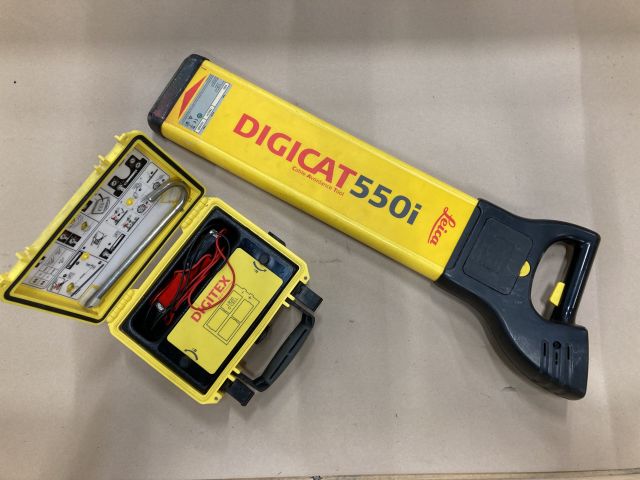 865293-2 Cable finder with signal generator LEICA DigiCat 550i DigiTex 100t (Used condition)