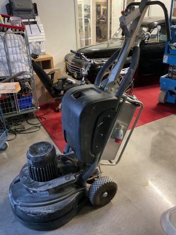 836620-1 Concrete grinder with vacuum cleaner HTC-650E