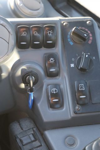 866796-24 Wheel loader Volvo L20F-P